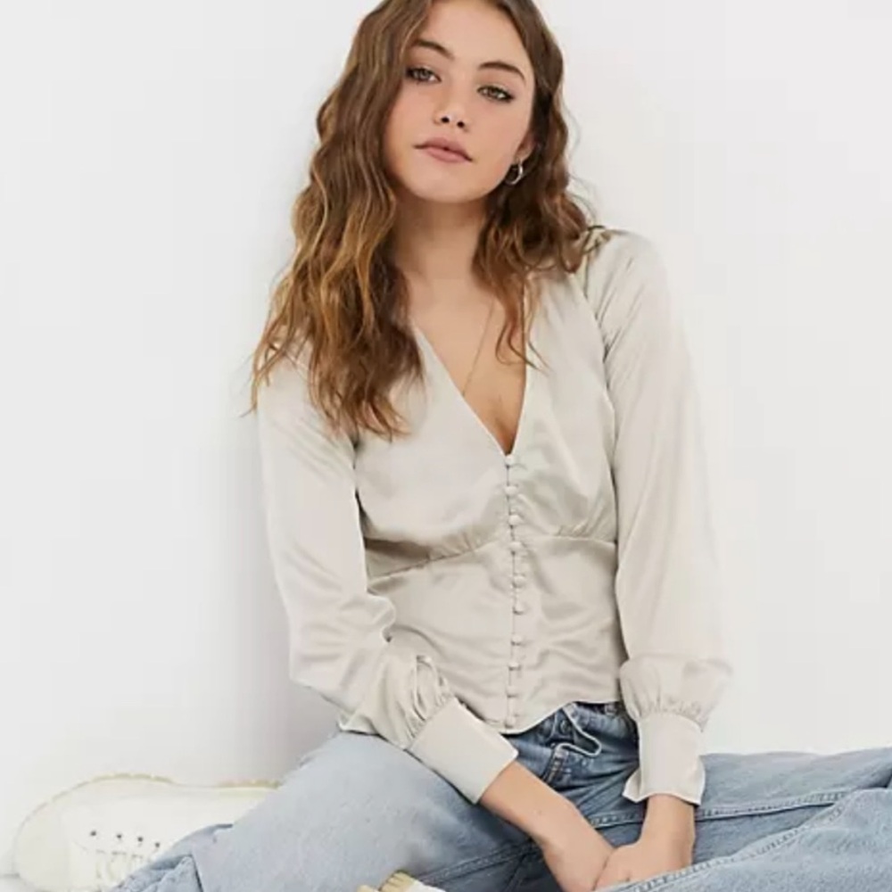 Abercrombie & Fitch Satin Button-Front V-Neck Blouse Champagne
